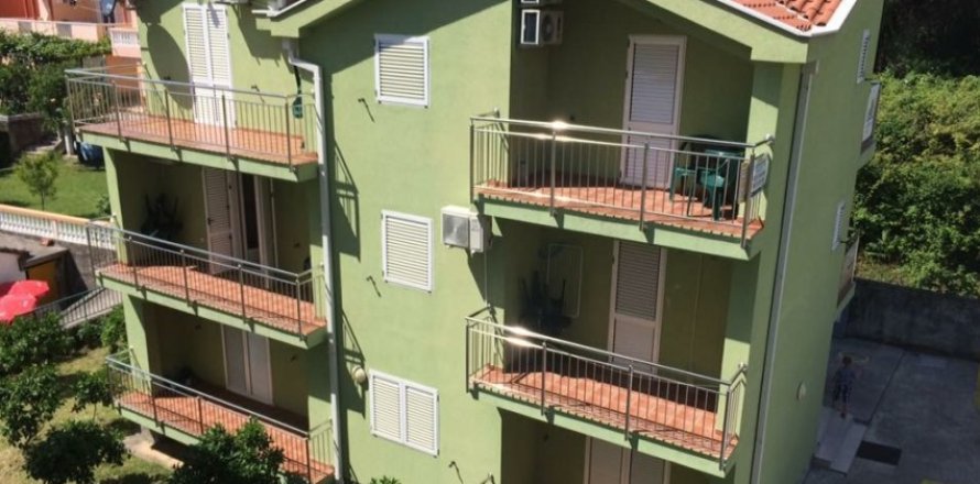 10 dormitorios Commercial property en Herceg Novi, Montenegro No. 66836