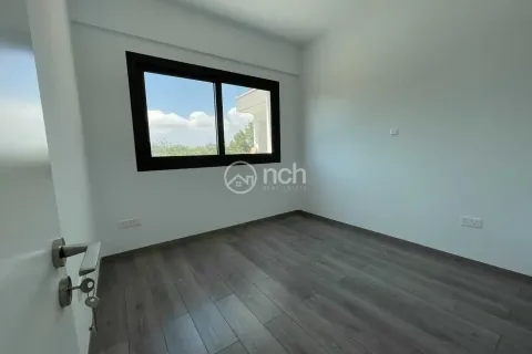 3 bedrooms Apartment in Limassol, Cyprus No. 40371 7