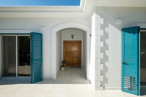 3 dormitorios House en Pyrgos, Cyprus No. 73318 4