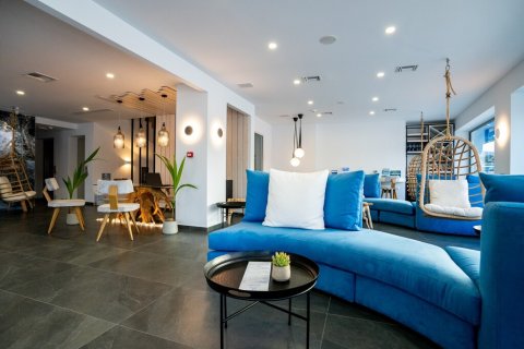 1179m² Hotel à Agios Nikolaos, Greece No. 55527 2