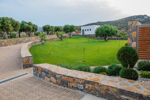 5 bedrooms Villa in Lasithi, Greece No. 24034 14