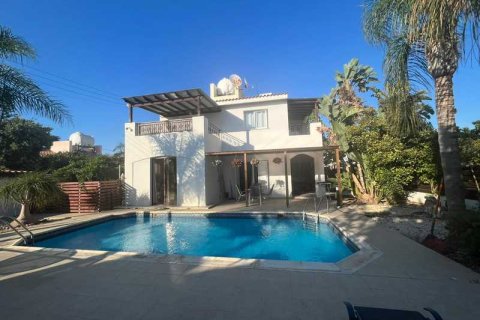 4 bedrooms Villa in Empa, Cyprus No. 47059 1