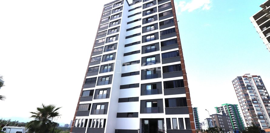 4+1 Appartement à Mezitli, Turkey No. 23667