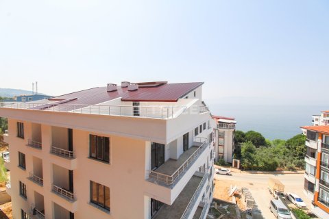 5+2 Apartment en Yalova, Turkey No. 16554 12