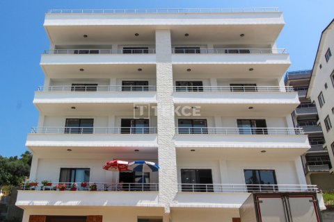 5+2 Appartement à Yalova, Turkey No. 16554 1