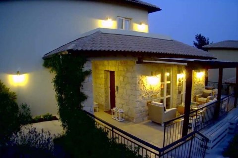 3 dormitorios Villa en Paphos, Cyprus No. 37475 5