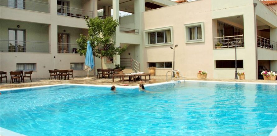 891m² Hotel à Boeotia, Greece No. 59502