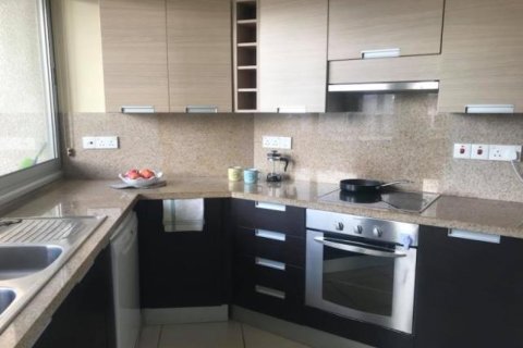 2 dormitorios Apartment en Limassol, Cyprus No. 50341 3