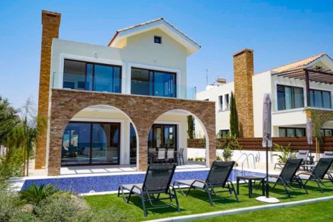 5 bedrooms Villa in Ayia Napa, Cyprus No. 37045 1