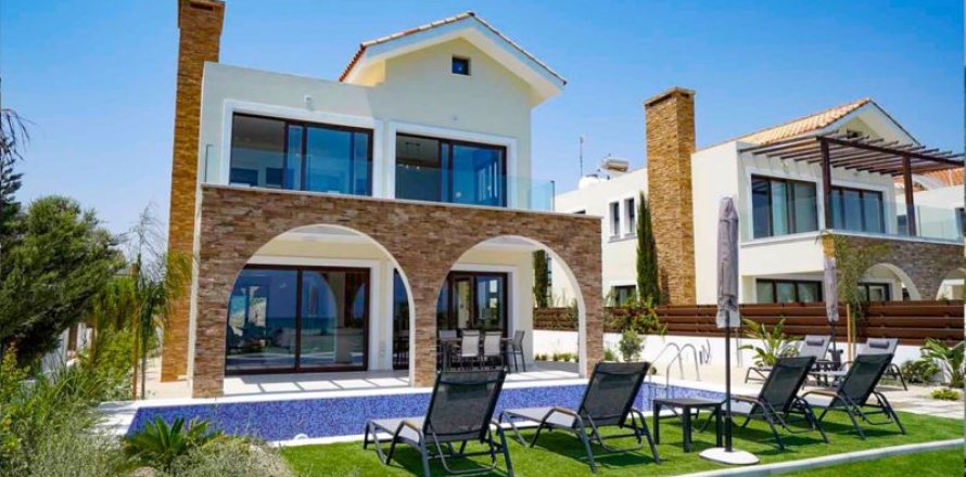 5 dormitorios Villa en Ayia Napa, Cyprus No. 37045