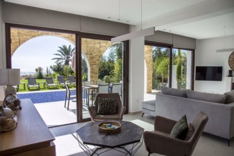 5 bedrooms Villa in Ayia Napa, Cyprus No. 37045 4