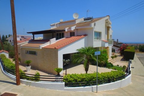 4 dormitorios Villa en Deryneia, Cyprus No. 37049 25