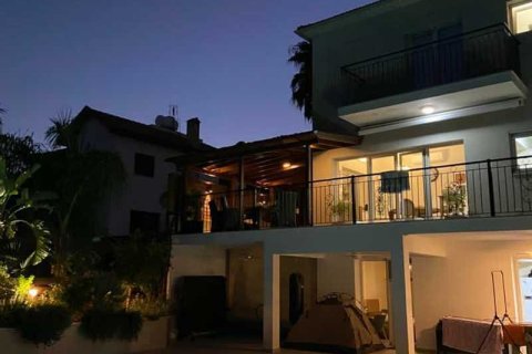 4 bedrooms Villa in Germasogeia, Cyprus No. 66512 4