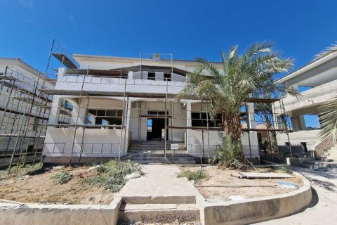 5 bedrooms Villa in Zygi, Cyprus No. 66513 2