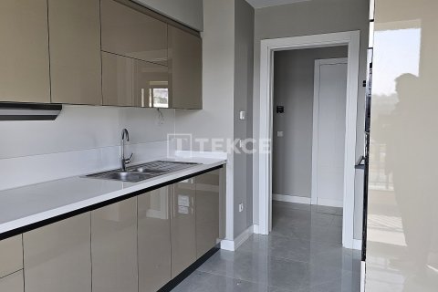 Квартира 1+1 в Стамбул, Турция №20841 14