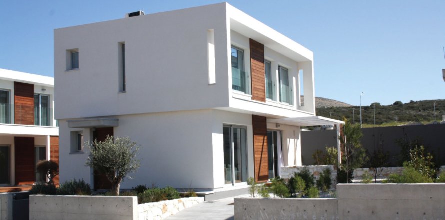 3 bedrooms Villa in Konia, Cyprus No. 53328