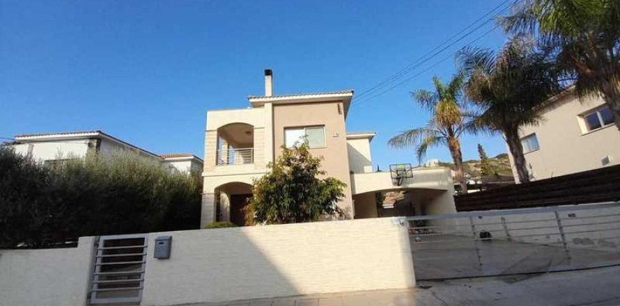 5 dormitorios House en Agios Tychonas, Cyprus No. 40177