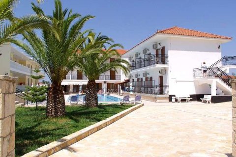 24 dormitorios Edificio en Zakynthos, Greece No. 69591 11