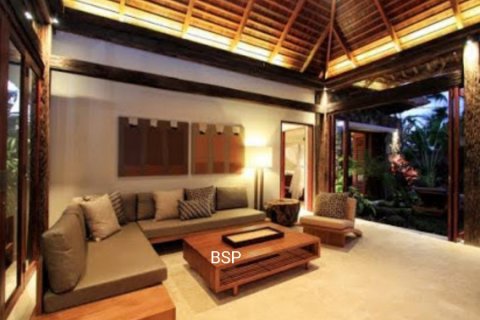 5 bedrooms Villa in Seminyak, Indonesia No. 23482 1