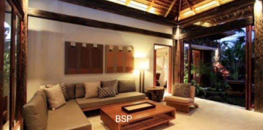 5 bedrooms Villa in Seminyak, Indonesia No. 23482