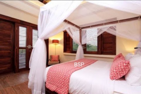 5 bedrooms Villa in Seminyak, Indonesia No. 23482 14