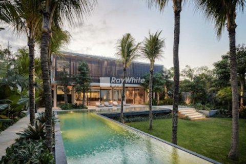 6 dormitorios Villa en Canggu, Indonesia No. 23483 25