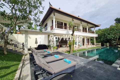 3 bedrooms House in Canggu, Indonesia No. 23484 1