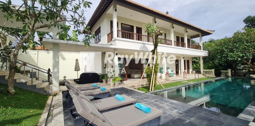 3 bedrooms House in Canggu, Indonesia No. 23484