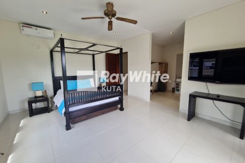 3 bedrooms House in Canggu, Indonesia No. 23484 6