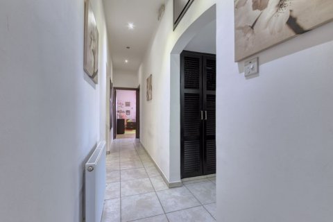 3 dormitorios Villa en Aradippou, Cyprus No. 36857 12