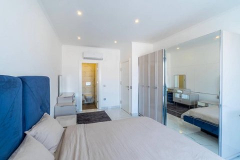 3 rooms Apartment in Alanya, Turkey No. 17740 12