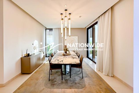 5 chambres Villa à Abu Dhabi, UAE No. 90945 10