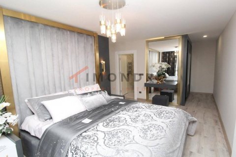 4+1 Apartment en Beylikduezue, Turkey No. 18013 9