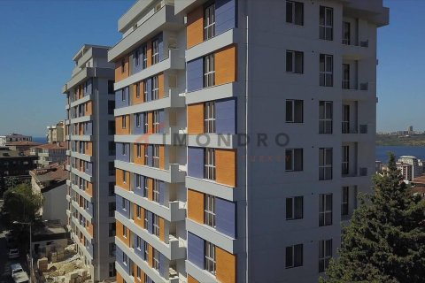 3+1 Appartement à Küçükçekmece, Turkey No. 18037 1