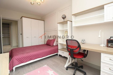 3+1 Appartement à Küçükçekmece, Turkey No. 18014 27