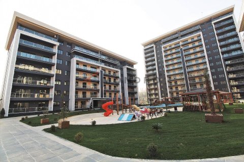 3+1 Appartement à Küçükçekmece, Turkey No. 18014 3