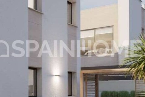 4 bedrooms Villa in Alicante, Spain No. 26702 13