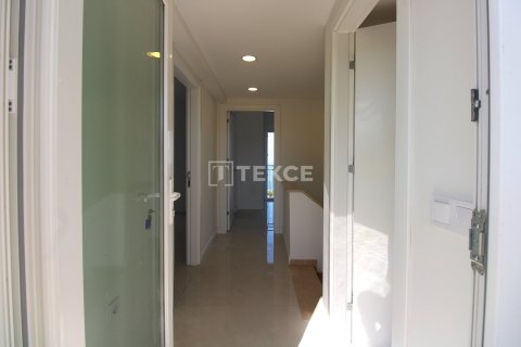 1+1 Penthouse in Milas, Turkey No. 66329 22