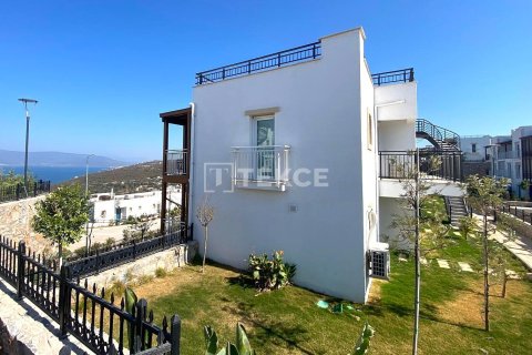 1+1 Penthouse in Milas, Turkey No. 66329 4