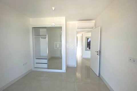 1+1 Penthouse in Milas, Turkey No. 66329 9