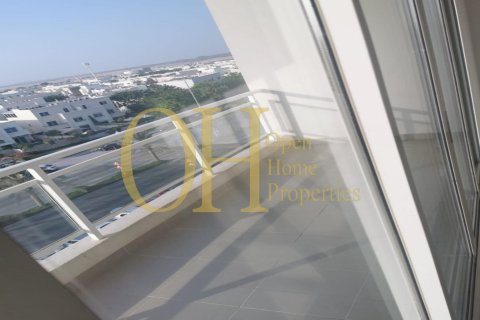 2 bedrooms Apartment in Al Reef, UAE No. 8638 2