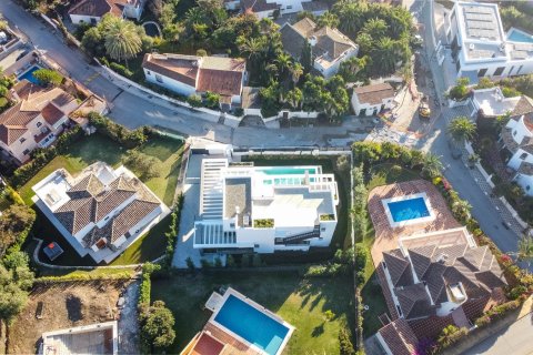 5 dormitorios Villa en Marbella, Spain No. 27128 2