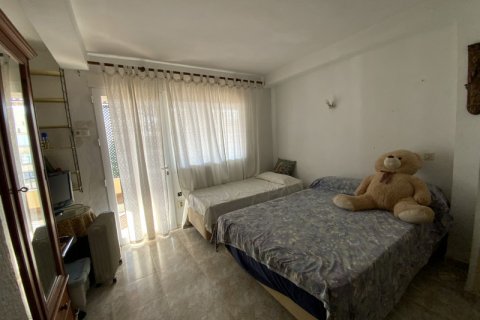 3 dormitorios Penthouse en Marbella, Spain No. 27548 11