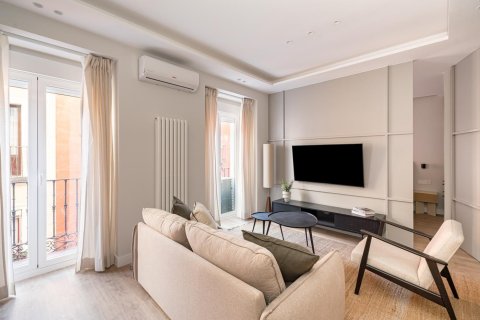 3 dormitorios Apartment en Madrid, Spain No. 27502 24