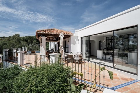 4 bedrooms Villa in Cortes (San Pedro De Alcantara), Spain No. 27585 20