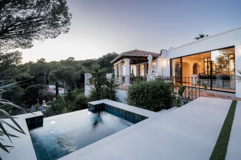 4 chambres Villa à Cortes (San Pedro De Alcantara), Spain No. 27585 1