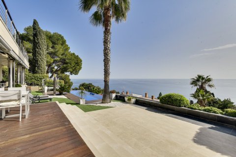 6 dormitorios House en Blanes, Spain No. 27550 4