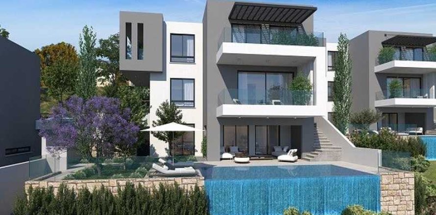 4 bedrooms House in Tala, Cyprus No. 30259