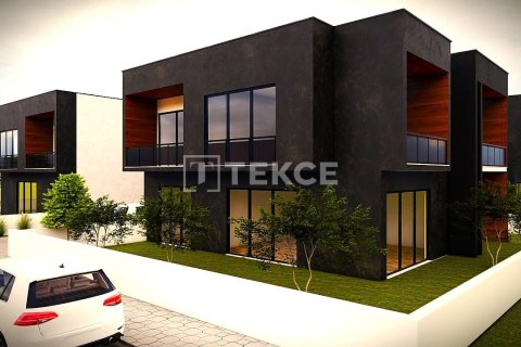 4+1 Villa in Bursa, Turkey No. 18054 2