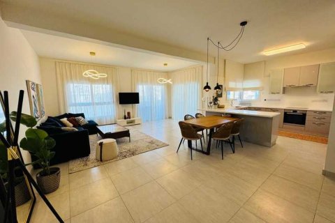 3 dormitorios Apartment en Limassol, Cyprus No. 73940 3